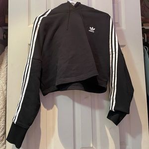 COPY - Adidas sweater cropped